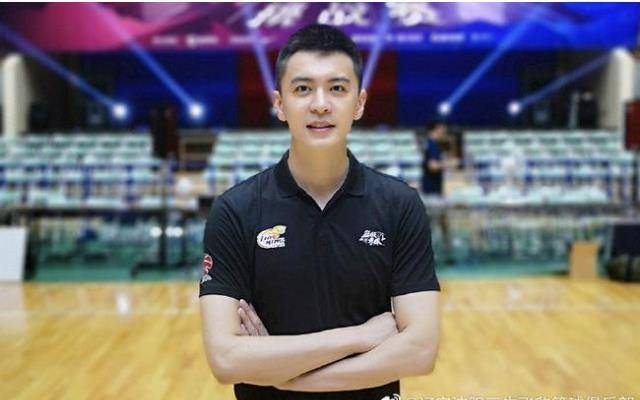 Manguan Sports-科隆队长重伤赛季报销，主帅直言赛程残酷  